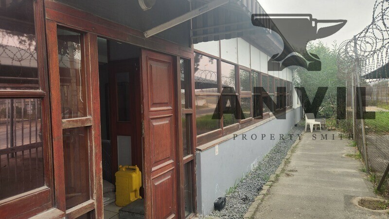 5 Metal Road - Large Industrial Warehouse  property image 25