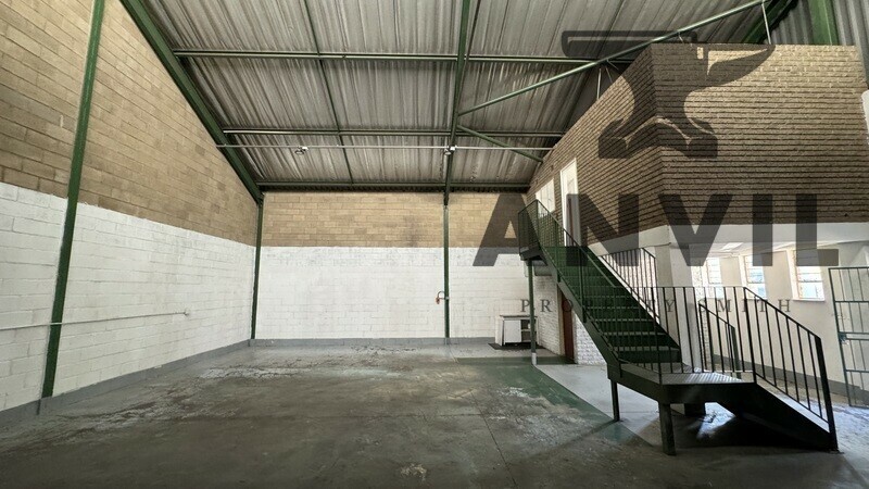Sifon Industrial Park, Robertville, Randburg - Unit C5 property image 3