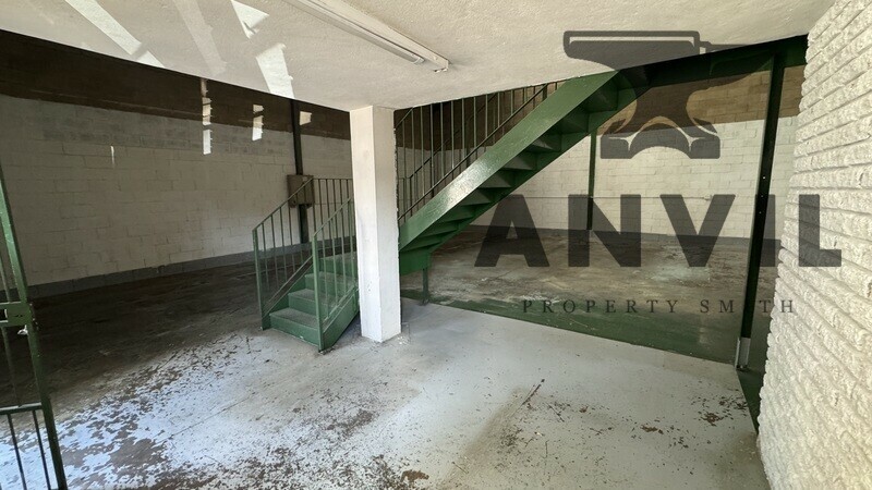 Sifon Industrial Park, Robertville, Randburg - Unit C5 property image 9
