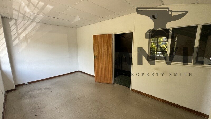 Sifon Industrial Park, Robertville, Randburg - Unit C5 property image 11