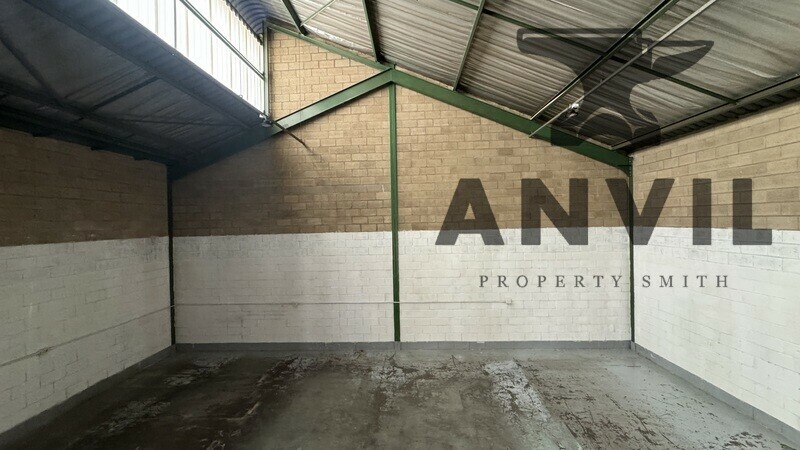 Sifon Industrial Park, Robertville, Randburg - Unit C5 property image 12