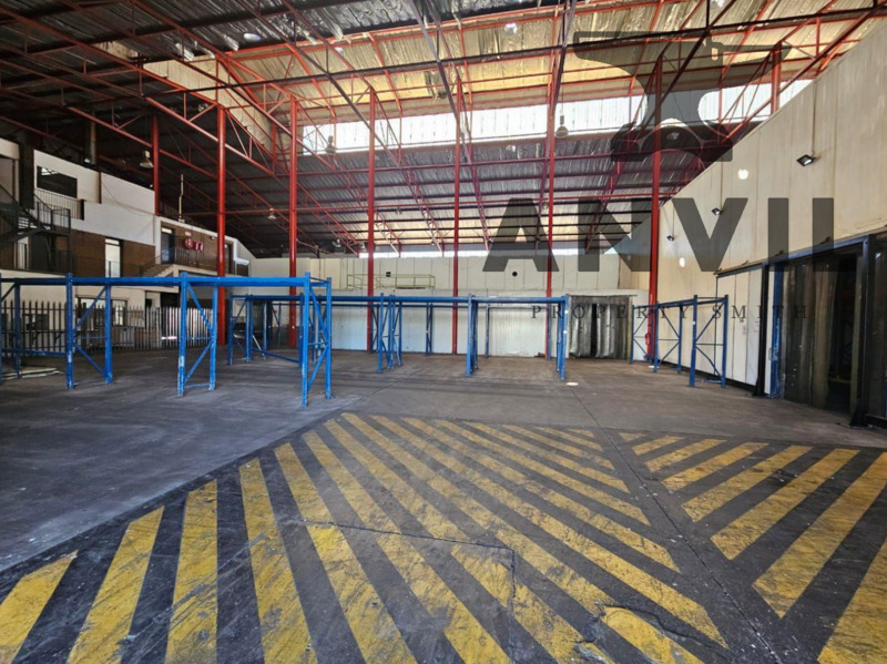 2500m² Warehouse in City Deep, Cold Storage & Logistics Facility - 32 Fortune Street property image 3