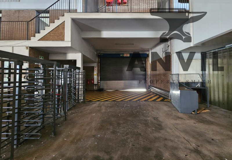 2500m² Warehouse in City Deep, Cold Storage & Logistics Facility - 32 Fortune Street property image 5