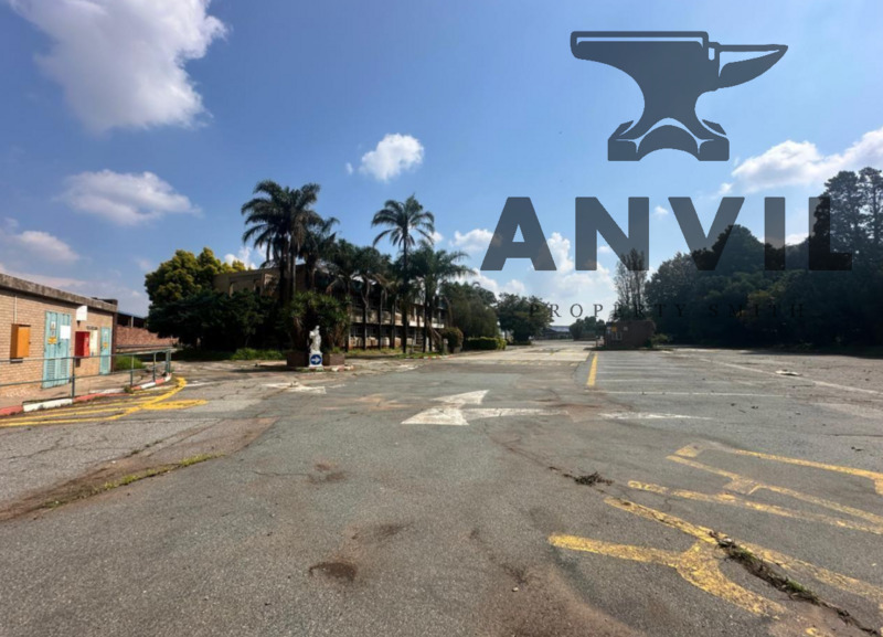 13823m² Functional Yard Space, with warehousing and office space. - 82 Merino Avenue, City Deep, Johannesburg property image 36