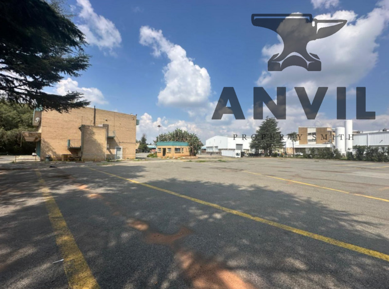 13823m² Functional Yard Space, with warehousing and office space. - 82 Merino Avenue, City Deep, Johannesburg property image 6