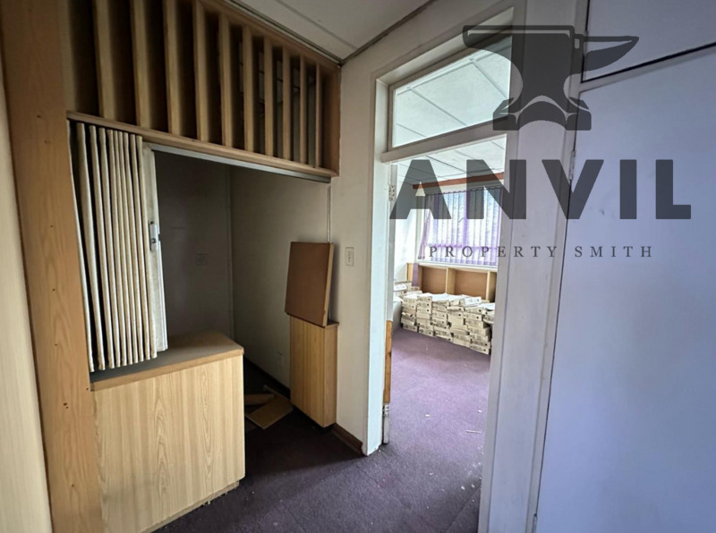 13823m² Functional Yard Space, with warehousing and office space. - 82 Merino Avenue, City Deep, Johannesburg property image 17