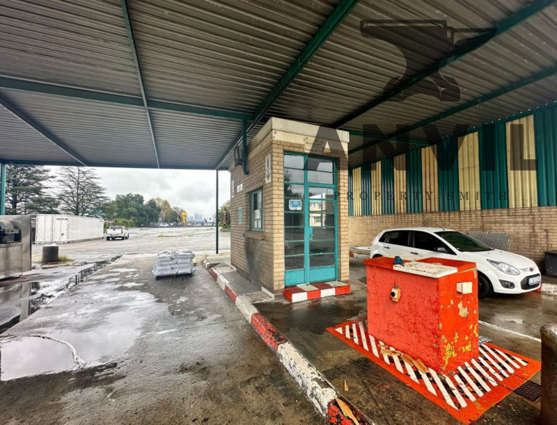 13823m² Functional Yard Space, with warehousing and office space. - 82 Merino Avenue, City Deep, Johannesburg property image 22