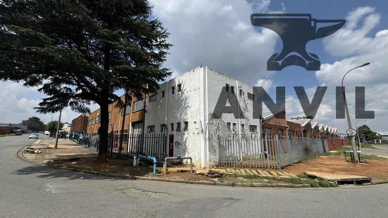 10 Yaron Avenue - Freestanding Warehouse property image 3