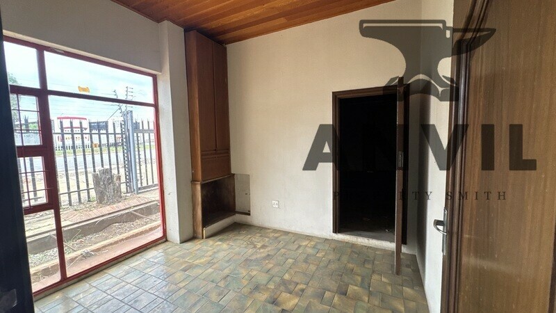 10 Yaron Avenue - Freestanding Warehouse property image 22