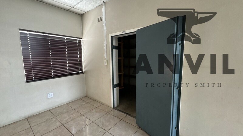 10 Yaron Avenue - Freestanding Warehouse property image 25