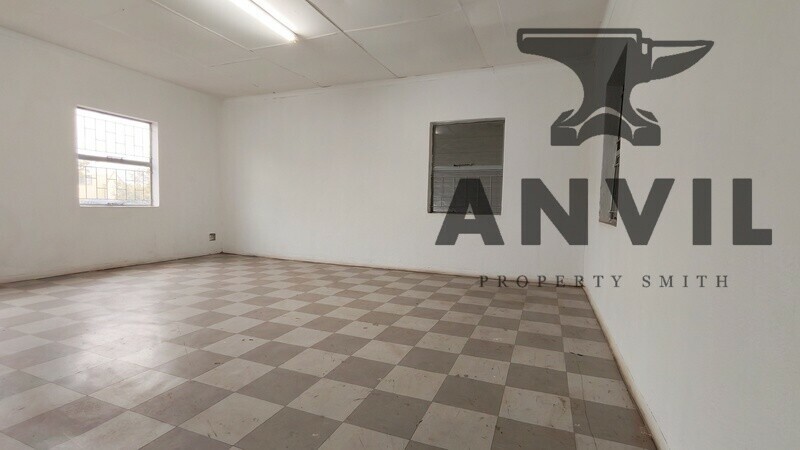 Silverpark, 186 Voorhamer Street, Silvertondale - Unit 006 (316m2) property image 4