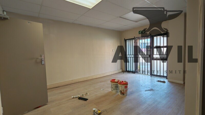Honeydew Business Park, Roodepoort - Building D Unit 16 property image 13