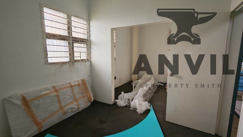 Laserdowns Industrial Park - Unit 06 property image 8