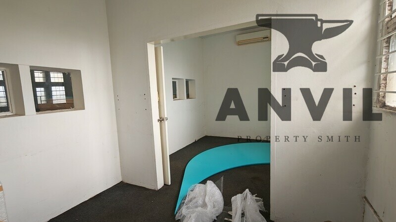 Laserdowns Industrial Park - Unit 06 property image 11