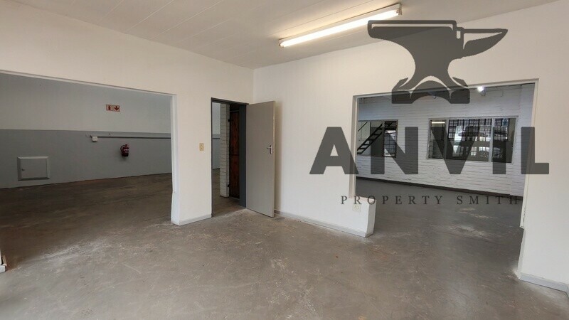 6 Brianley Industrial, 123 Mosaic Road Silvertondal Pretoria  - 007 Unit 339m2  Brianley Building  property image 2