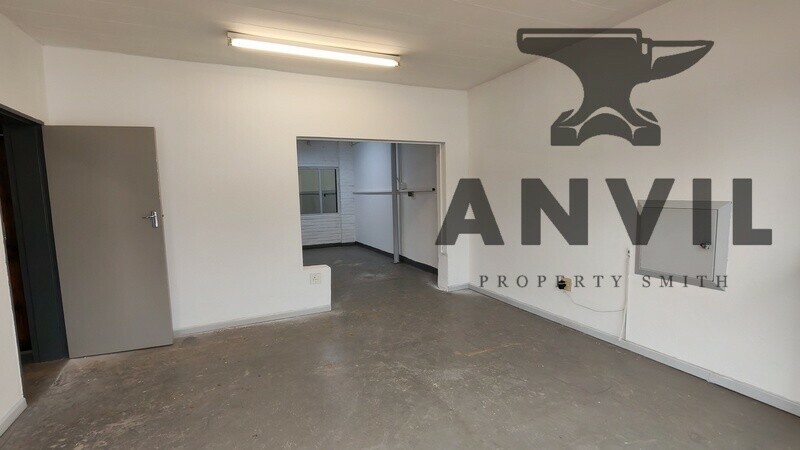 6 Brianley Industrial, 123 Mosaic Road Silvertondal Pretoria  - 007 Unit 339m2  Brianley Building  property image 3