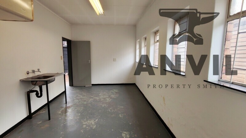 6 Brianley Industrial, 123 Mosaic Road Silvertondal Pretoria  - 007 Unit 339m2  Brianley Building  property image 11
