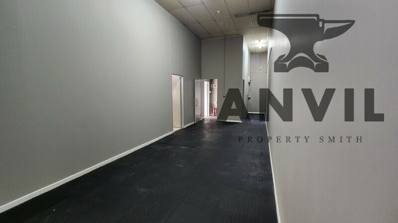 33 On Strand - Ex - Signa Academy property image 15