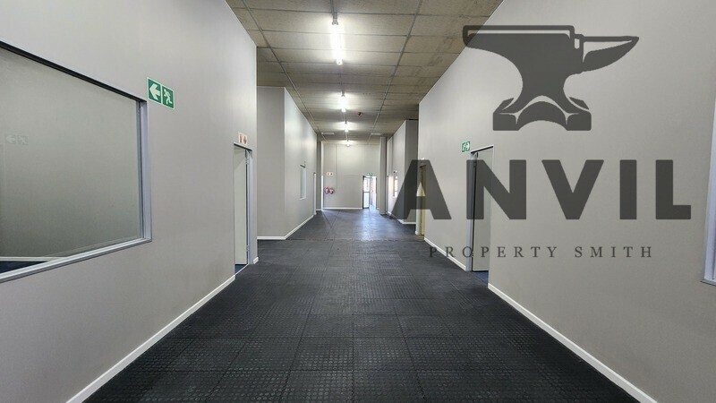 33 On Strand - Ex - Signa Academy property image 2