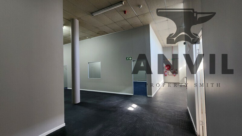 33 On Strand - Ex - Signa Academy property image 22