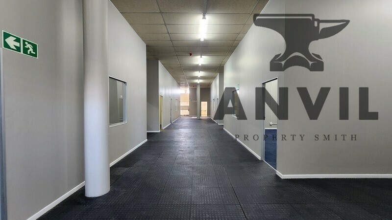 33 On Strand - Ex - Signa Academy property image 5