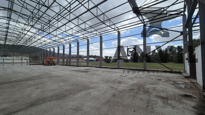 Charleston Park - Charleston Park Main Warehouse property image 2