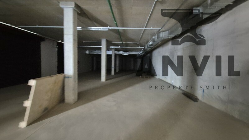 Paarl Village Convenience Centre - Paarl Village Convenience Centre - Unit L1 property image 12