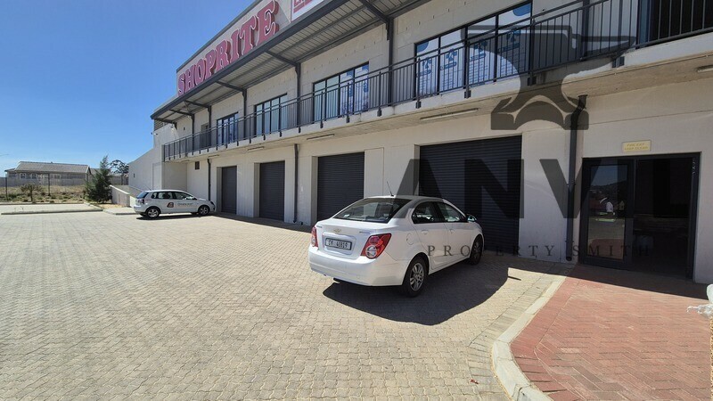 Paarl Village Convenience Centre - Paarl Village Convenience Centre - Unit L1 property image 8