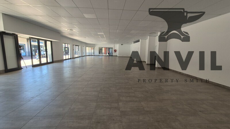 Paarl Village Convenience Centre - Paarl Village Convenience Centre - Unit E1 property image 13