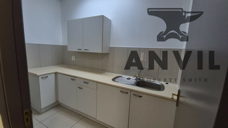 23 Impala Road, Chislehurston, Sandton - Block B - Entire property image 12