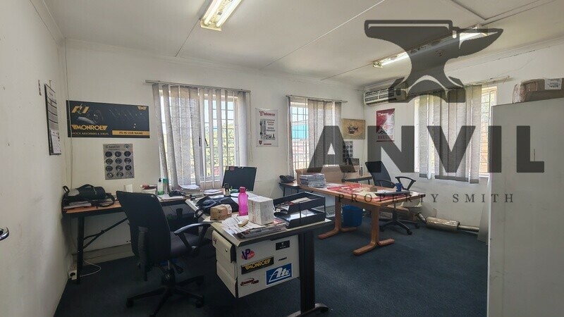 5 Mahogany Road - Full site property image 17