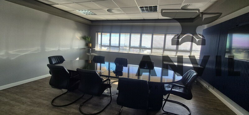Fairview Office Park, Greenacres, Port Elizabeth - 4th floor 700sqm office space to let in Greenacres  property image 14