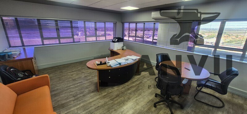 Fairview Office Park, Greenacres, Port Elizabeth - 4th floor 700sqm office space to let in Greenacres  property image 21