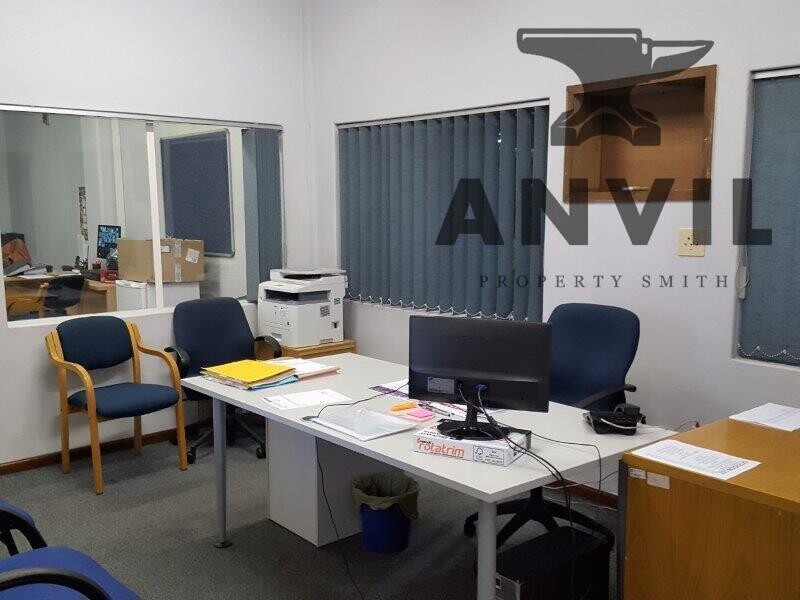 8 Bolt Avenue, Montague Gardens  - Large factory available in Bolt Avenue, Montague Gardens property image 14