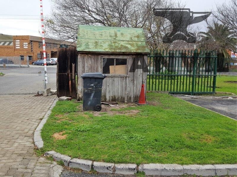 8 Bolt Avenue, Montague Gardens  - Large factory available in Bolt Avenue, Montague Gardens property image 6