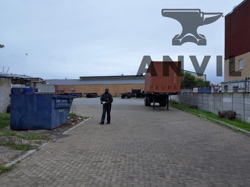 8 Bolt Avenue, Montague Gardens  - Large factory available in Bolt Avenue, Montague Gardens property image 7