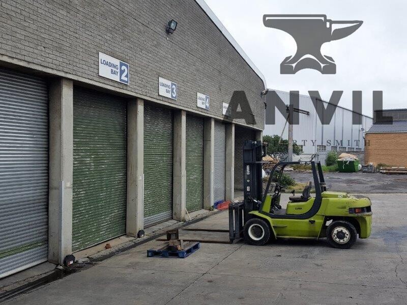 8 Bolt Avenue, Montague Gardens  - Large factory available in Bolt Avenue, Montague Gardens property image 8