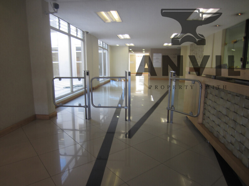 382 Jan Smuts Avenue, Craighall, Randburg - OF10G04B property image 8