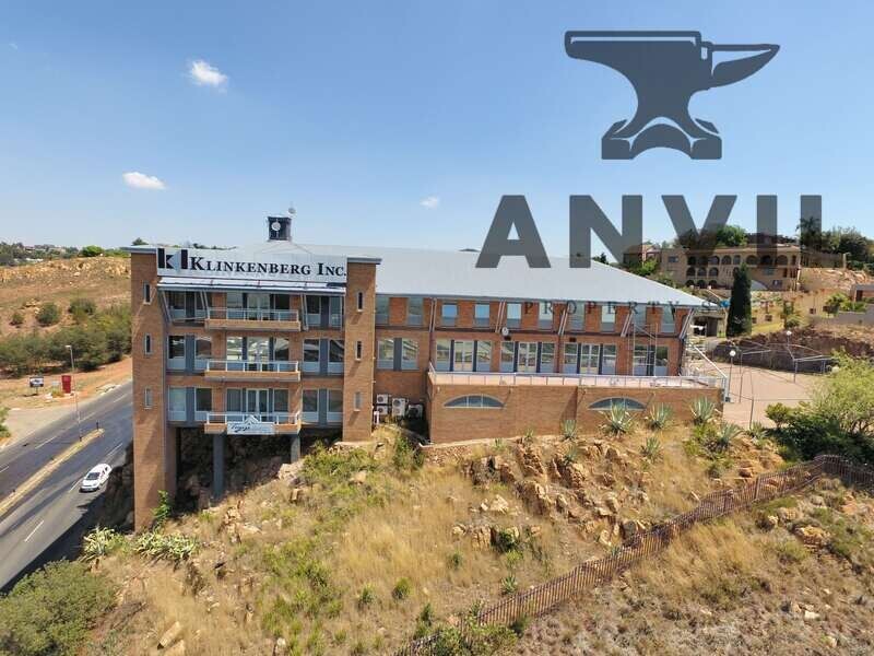 Klinkenburg Office Building - Second Floor property image 18