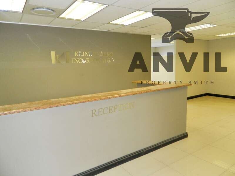 Klinkenburg Office Building - Complete Building property image 11