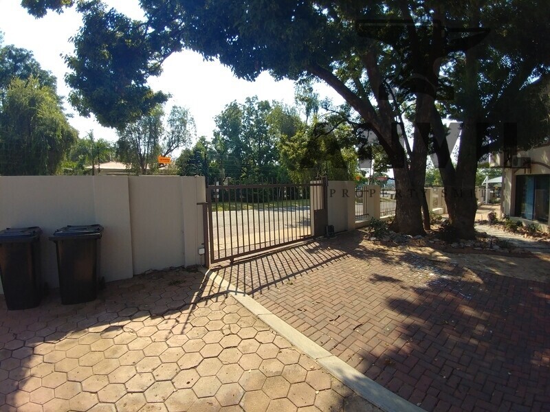 145 Allcock, Hatfield, Pretoria  - 145 Allcock  property image 19