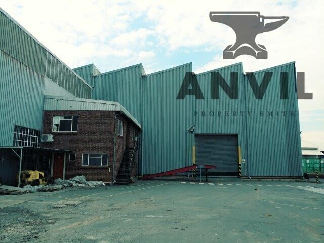 3 Fuchs Street, Alrode, Alberton - Entire Building - 11500sq warehouse for sale with 31 500sq stand property image 2