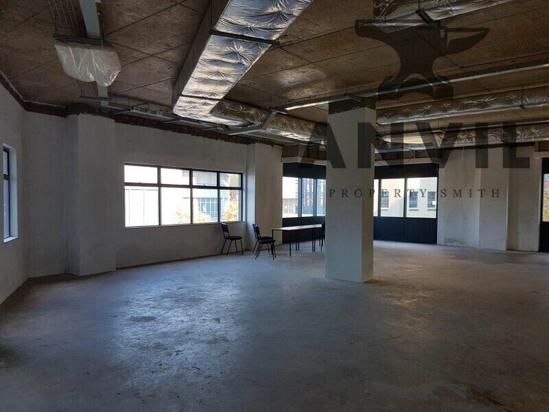 Lynnwood Bridge, Pretoria - Bloukrans - First Floor property image 5