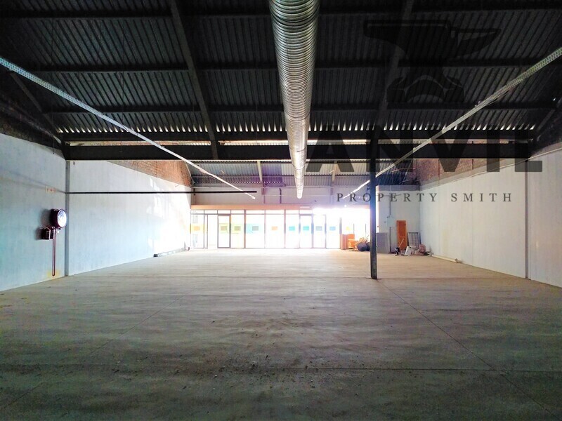 Mountain View Shopping Centre - Shop 3 property image 4 Mountain View Shopping Centre - Shop 3 property image 4