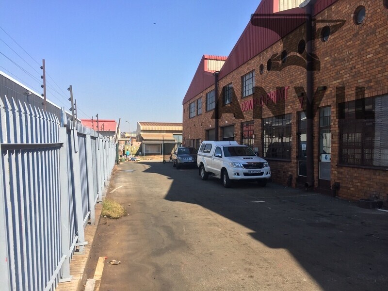 Complex 85, Stormill, Johannesburg - Unit 5 - Complex 85 Ratchet Ave property image 18