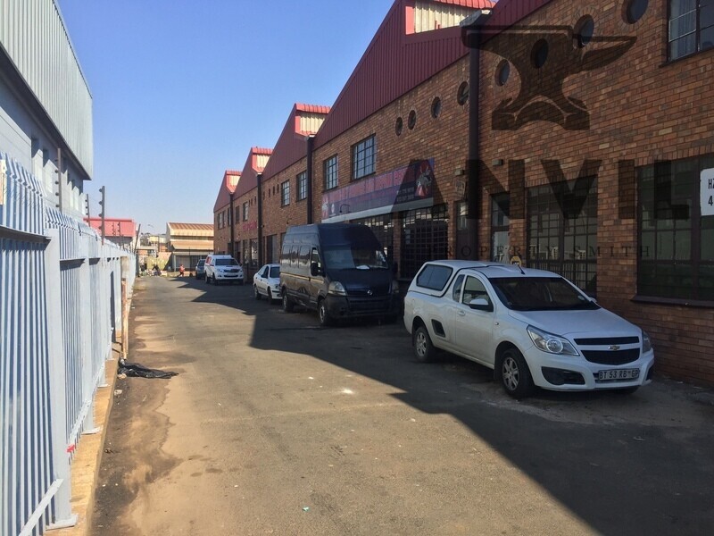 Complex 85, Stormill, Johannesburg - Unit 5 - Complex 85 Ratchet Ave property image 19