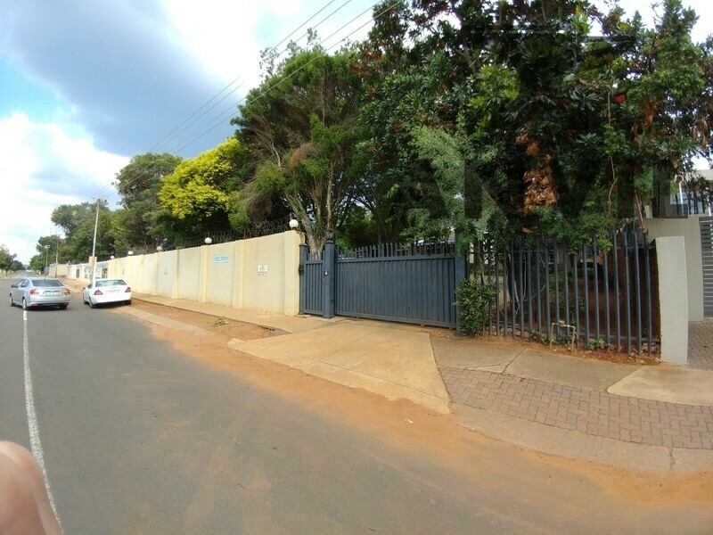 11 George Storrar Drive, Groenkloof - Commercially Zoned House property image 8