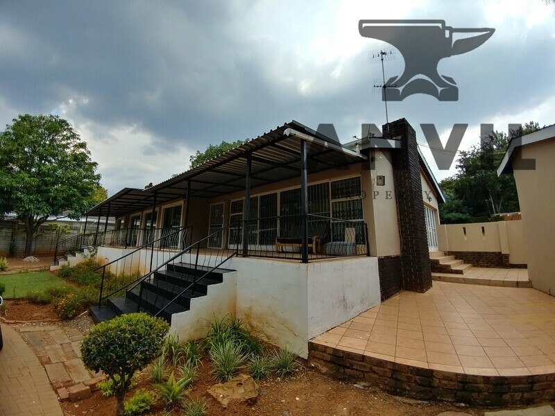 11 George Storrar Drive, Groenkloof - Commercially Zoned House property image 9