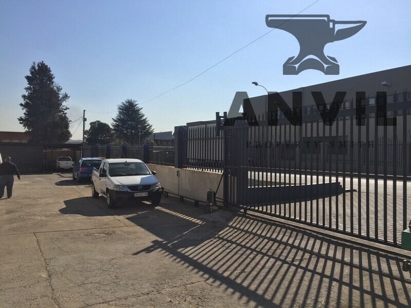 8 Minerva Ave, Lea Glen, Randburg - 1400m² Freestanding Industrial building To Rent - Lea Glen property image 29