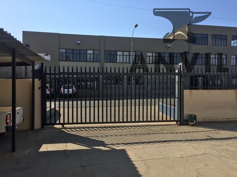 8 Minerva Ave, Lea Glen, Randburg - 1400m² Freestanding Industrial building To Rent - Lea Glen property image 28
